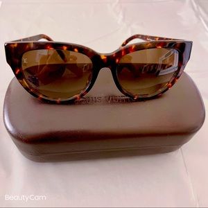 This LV square sunglasses.